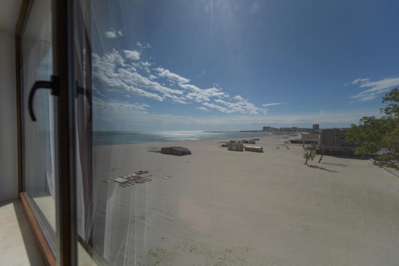 Hotel Golden Palace Mamaia Exteriör bild
