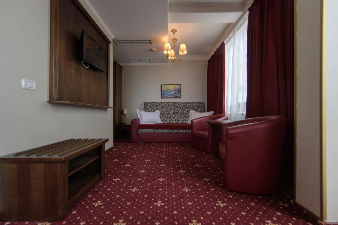Hotel Golden Palace Mamaia Exteriör bild
