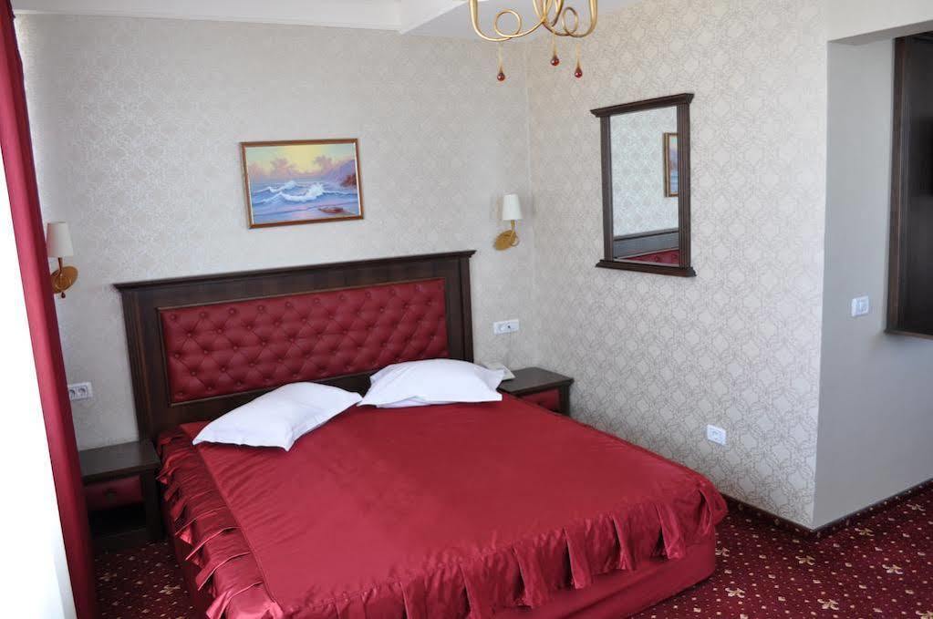 Hotel Golden Palace Mamaia Exteriör bild